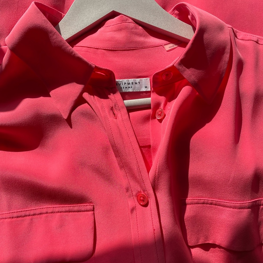 New Equipment Signature long sleeve Silk Blouse in Watermelon Pink M
